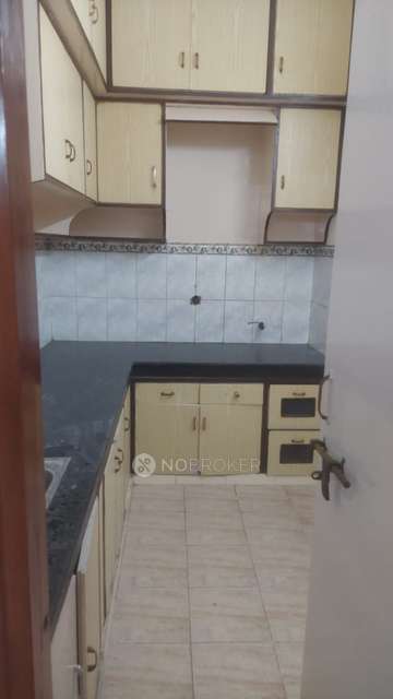 2 BHK Flat In Sushant Lok Luxury , Sector 43 for Rent  In Sector 43