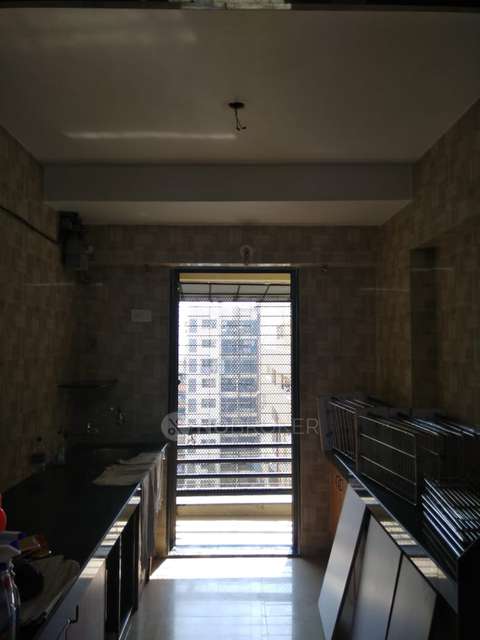 2 BHK Flat In Breezy Corner, Kandivali West For Sale  In Borivali West