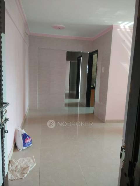 2 BHK Flat In Breezy Corner, Kandivali West For Sale  In Borivali West