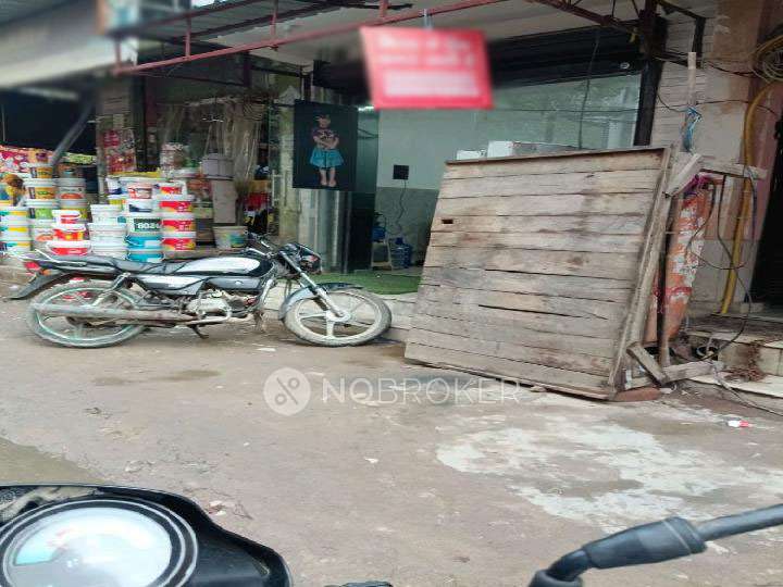 Shop in Sector 7, Delhi for Rent 