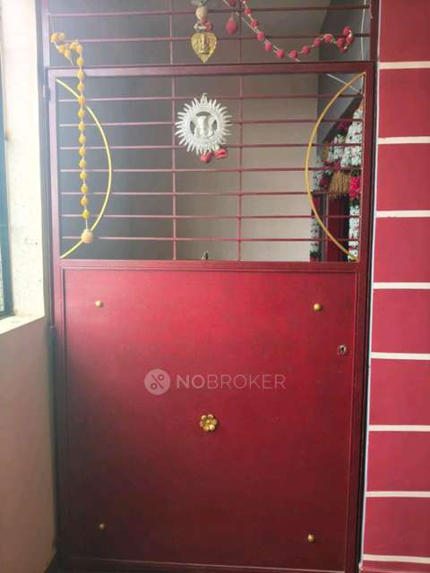 2 BHK Flat In Bharat Nagar Gandhi Park For Sale  In Bharat Nagar