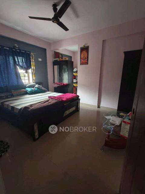 2 BHK Flat In Bharat Nagar Gandhi Park For Sale  In Bharat Nagar