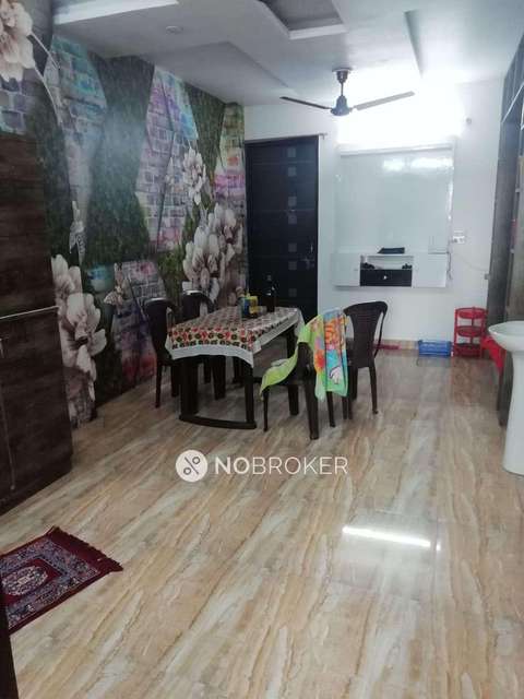 2 BHK Flat In Sb For Sale  In Uttam Nagar