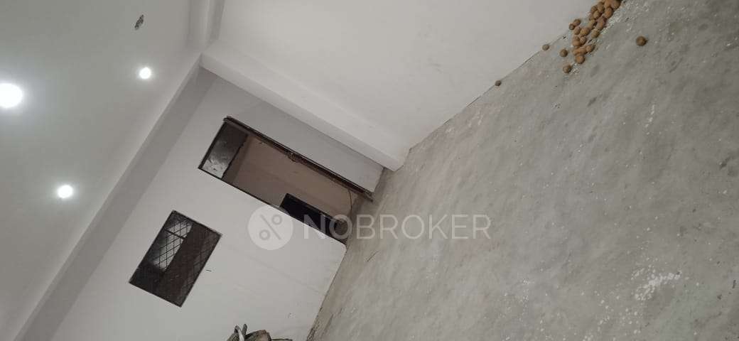 Godown/Warehouse in Sangam Vihar, Delhi for Rent 