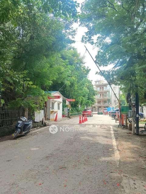 3 BHK Flat In Uppal Southend For Sale  In Sector 49