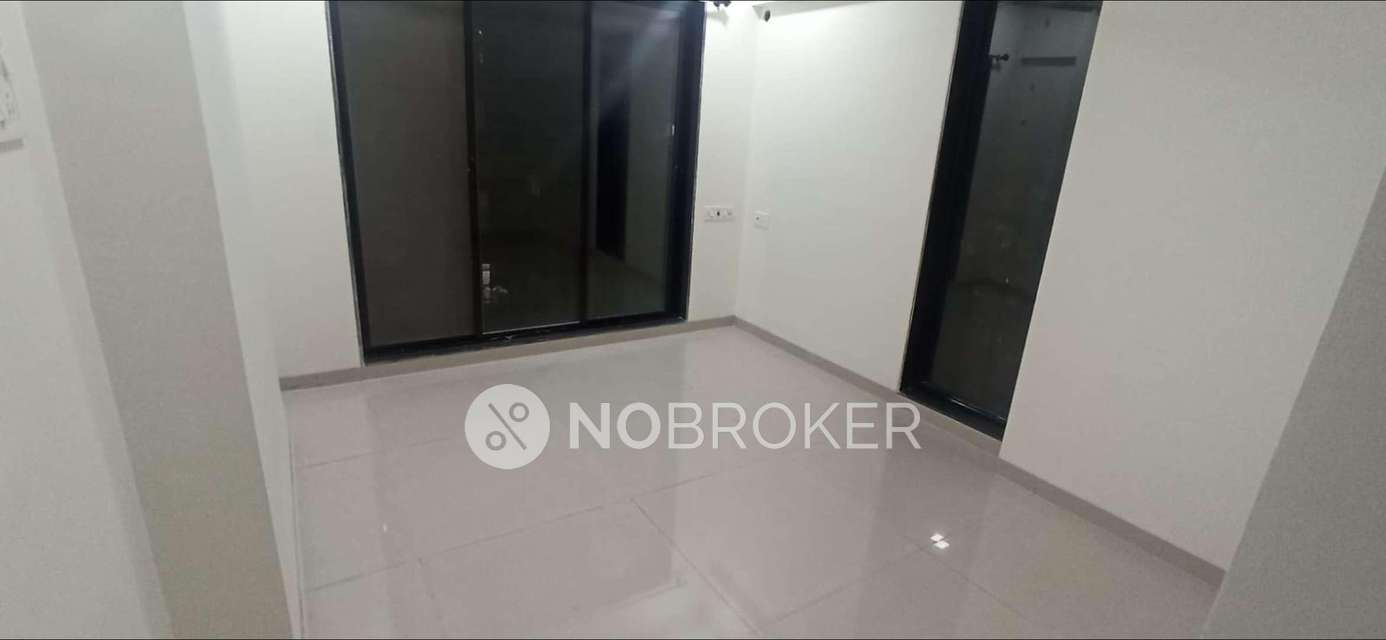 1 BHK Flat In Neumec Godavari For Sale  In Vile Parle East