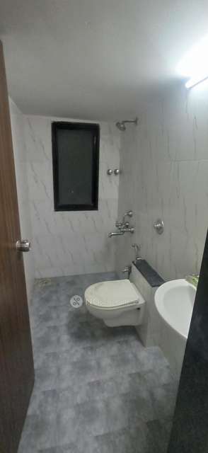 1 BHK Flat In Neumec Godavari For Sale  In Vile Parle East