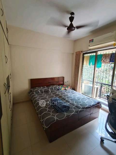 Single Room for Male In 2 BHK  In Prism Enclave In Kandivali East