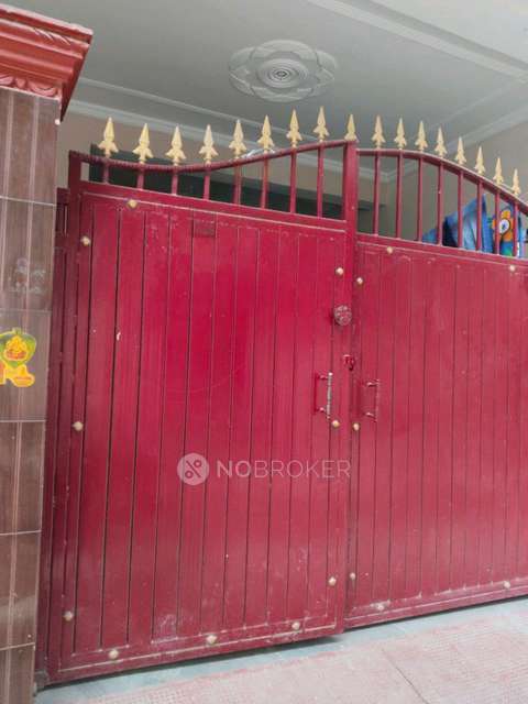 1 BHK Flat for Rent  In Patel Nagar