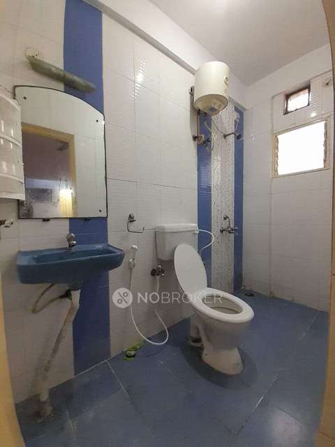 2 BHK Flat In Rs Residency, Lingarajapuram For Sale  In Kacharakanahalli