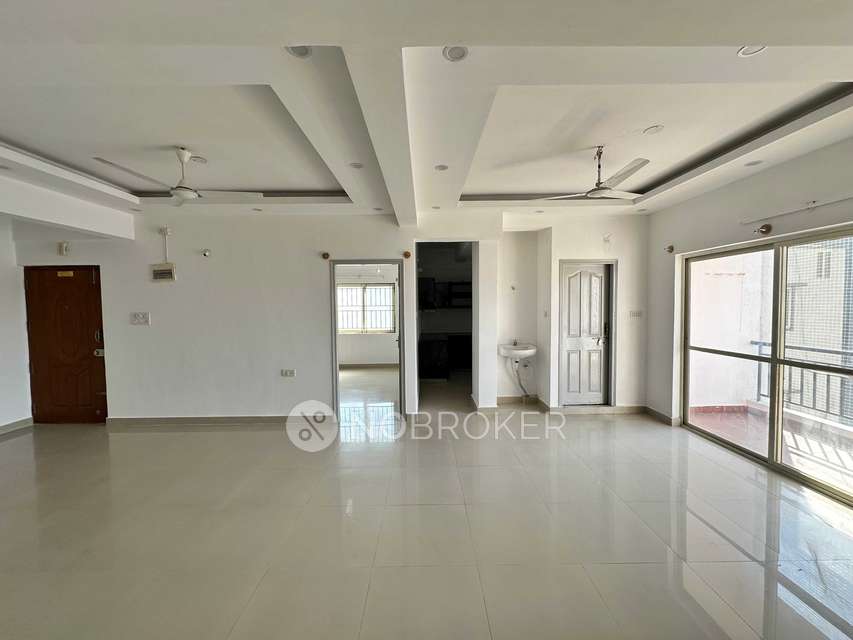 3 BHK Flat In Slv Pearl for Rent  In Hbr Layout