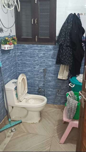 3 BHK Flat In Are Uttam Nagar Floors, Delhi For Sale  In Mansaram Park