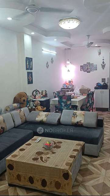 3 BHK Flat In Are Uttam Nagar Floors, Delhi For Sale  In Mansaram Park