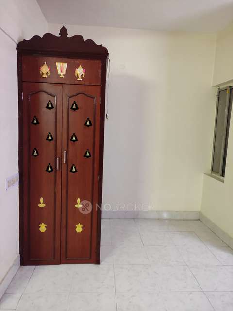 2 BHK Flat In Nr Aiswaryam, Vadapalani For Sale  In 29, Alagiri Nagar 6th Cross