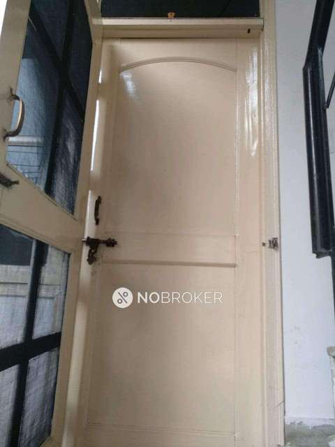 4 BHK Flat For Sale  In Sector 40