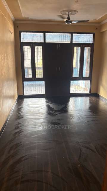 2 BHK Flat In State Bank Apartment, Sector 46 for Rent  In State Bank Apartments