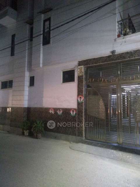 Godown/Warehouse in Sector 58, Noida for Rent 