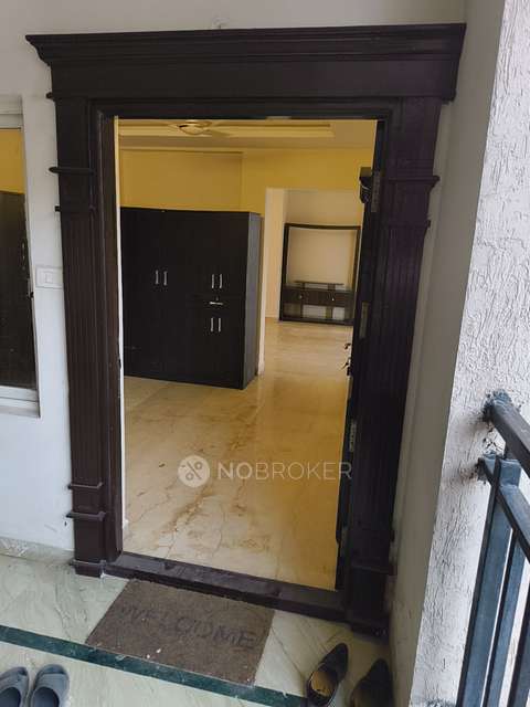 3 BHK Flat In Aditya Empress Towers For Sale  In Shaikpet