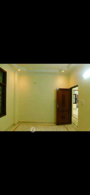 2 BHK Flat In West Patel Nagar For Sale  In West Patel Nagar