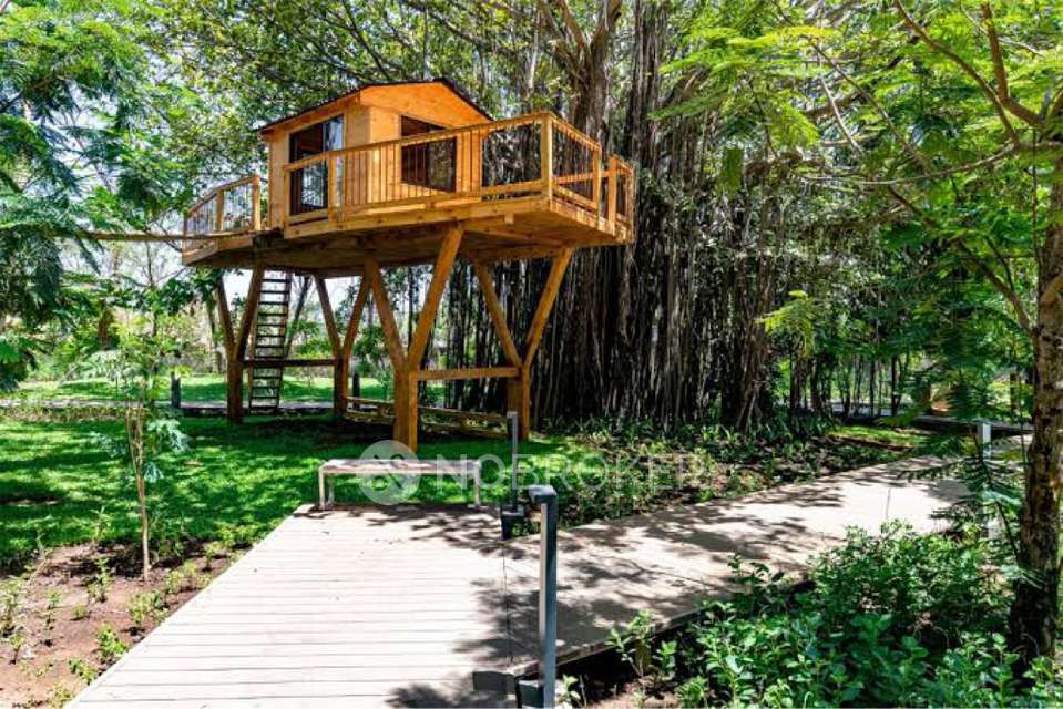 1 BHK Flat In Lodha Amara For Sale  In Thane