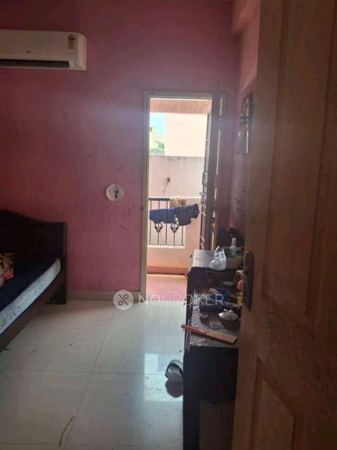 2 BHK Flat In Ks Quintrix For Sale  In Rajasekaran Annex Via Vallal Pari Nagar, 16th Street, Street No. 13, Rajalakshmi Nagar, Pari Nagar, Pallikaranai, Chennai, Tamil Nadu 600100, India