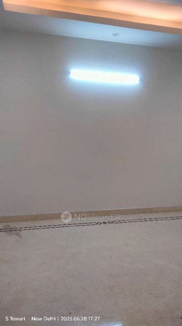 4 BHK Flat In Avtar Enclave For Sale  In Avtar Enclave, Paschim Vihar