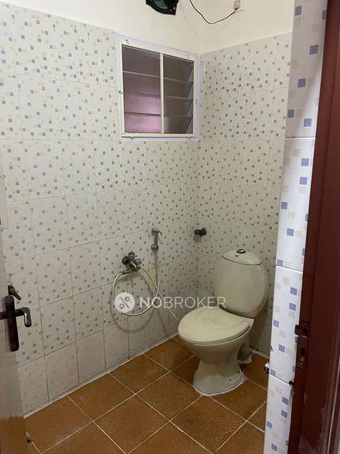 2 BHK Flat In Agni Flamingo Apartments For Sale  In Agni Flamingo Apartments, Pallikaranai.