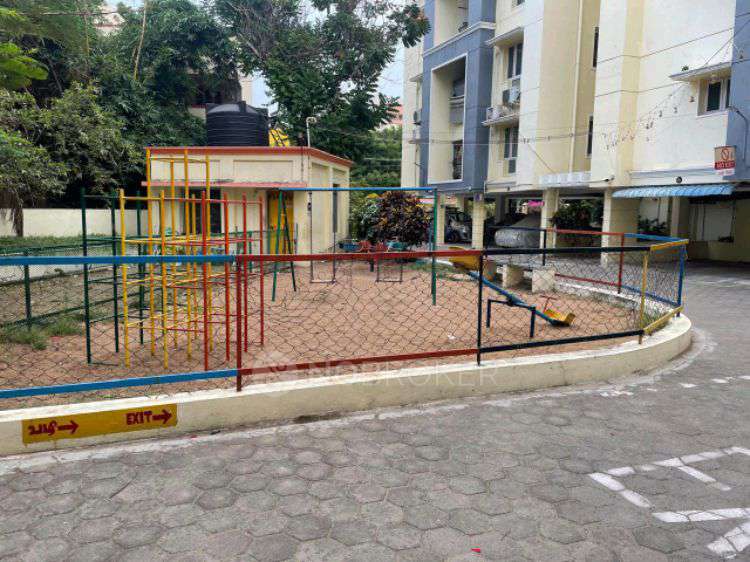 2 BHK Flat In Agni Flamingo Apartments For Sale  In Agni Flamingo Apartments, Pallikaranai.