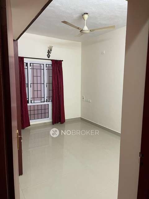 2 BHK Flat In Agni Flamingo Apartments For Sale  In Agni Flamingo Apartments, Pallikaranai.