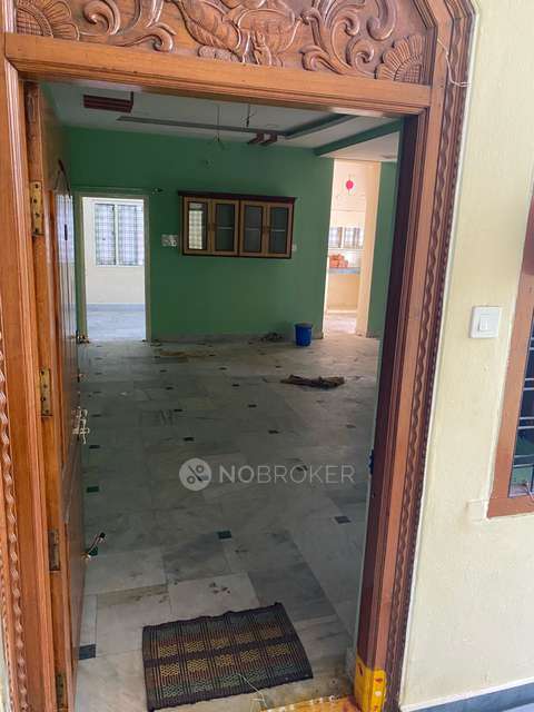 2 BHK Flat In Venkat Plaza For Sale  In Anandbagh X Road