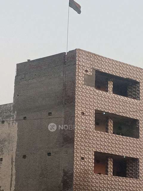 1 RK House for Rent  In Sector 56a