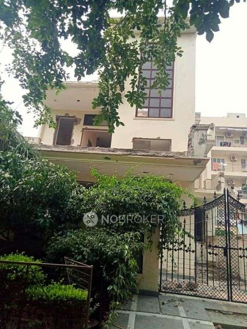 2 BHK Flat In Dlf Phase 3 for Rent  In Sector 24
