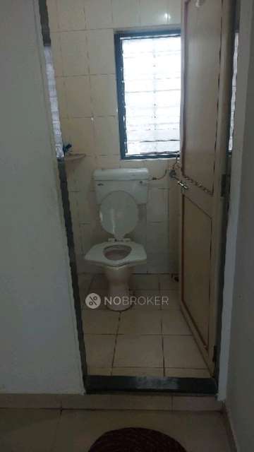 1 BHK Flat In Gangalaxmi For Sale  In Shukrawar Peth