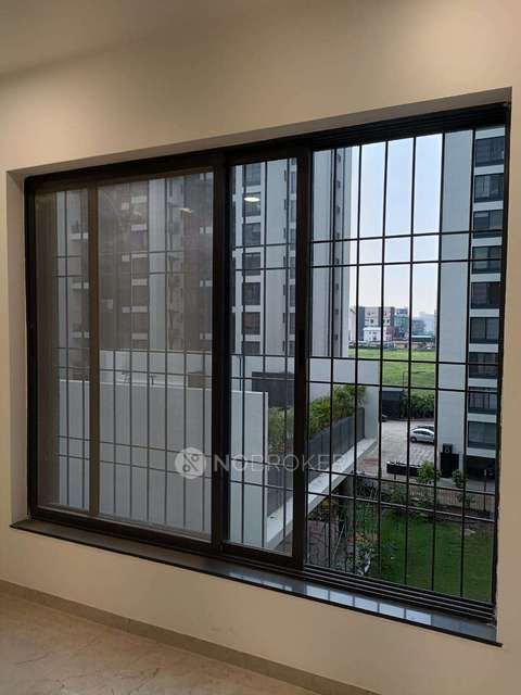 3 BHK Flat In Metro Life Maxima Pune For Sale  In Tathawade