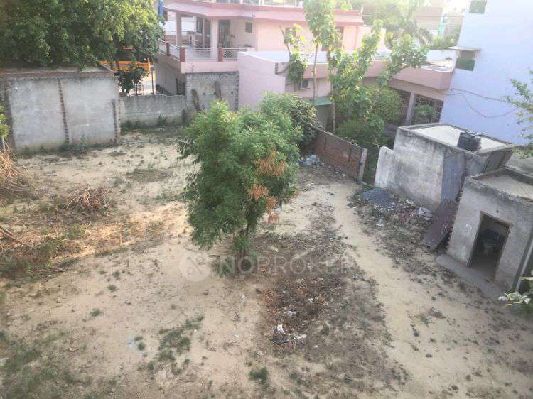 Plot For Sale  In Girdharpur Road