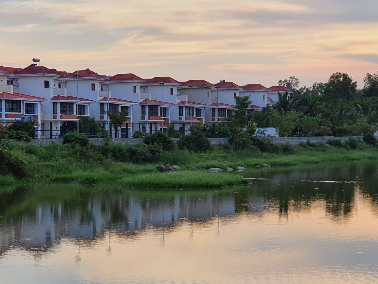 Samruddhi Lake Drive