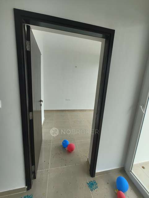 2 BHK Flat In Aliens Space Station For Sale  In Tellapur