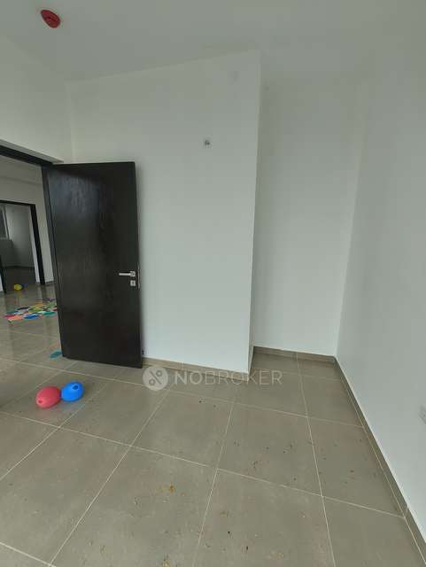 2 BHK Flat In Aliens Space Station For Sale  In Tellapur