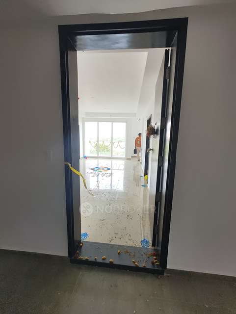 2 BHK Flat In Aliens Space Station For Sale  In Tellapur