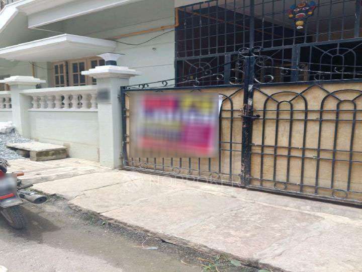 PG for Girls in Brookefield