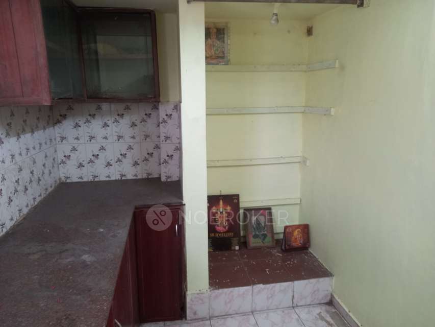 2 BHK Flat In Yokesh Mahal K K Nagar For Sale  In 728  Flat No 5 ,thiruvalluvar 2nd St, West Kk Nagar , Nesapakkam ,chennai 78