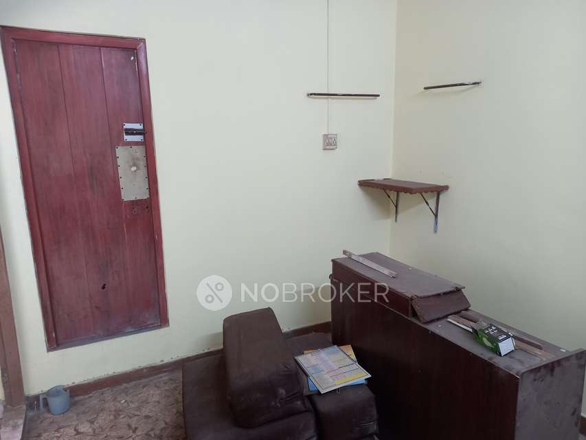 2 BHK Flat In Yokesh Mahal K K Nagar For Sale  In 728  Flat No 5 ,thiruvalluvar 2nd St, West Kk Nagar , Nesapakkam ,chennai 78