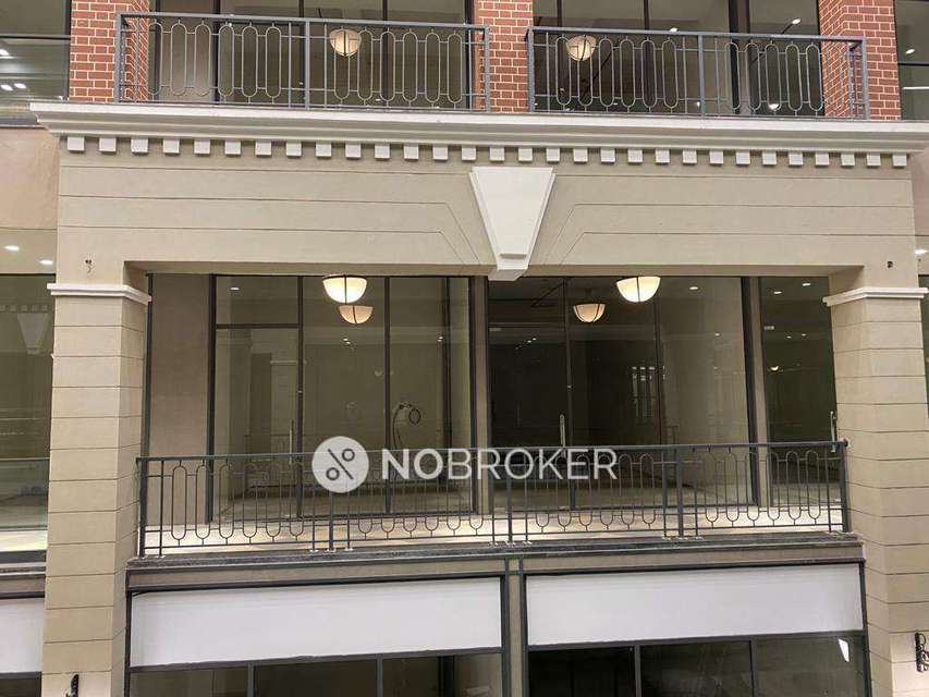 Shop in Sec 71, Gurgaon for Rent 