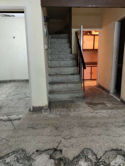 3 BHK Flat In Shivani Apart For Sale  In Patparganj