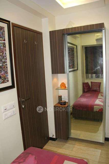 2 BHK Flat In Sai Darshan For Sale  In Kemps Corner