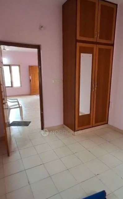 2 BHK House for Rent  In Hrbr Layout (only Veg)