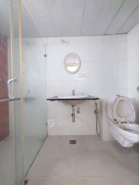 3 BHK Flat In Golden Blossom Apartments For Sale  In Kadugodi