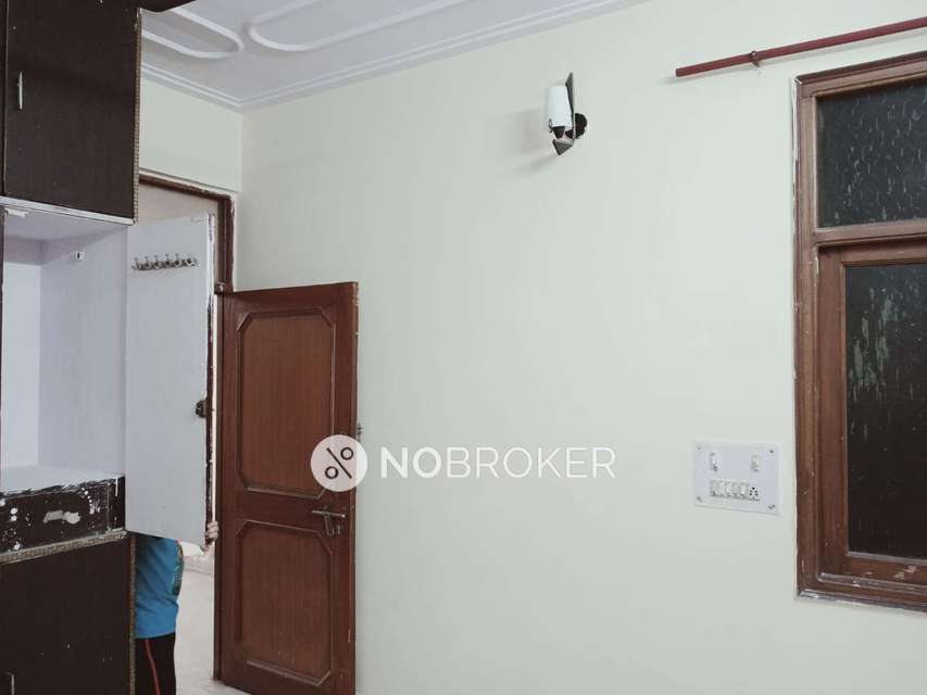 2 BHK Flat In Standalonebuilding For Sale  In Hari Nagar