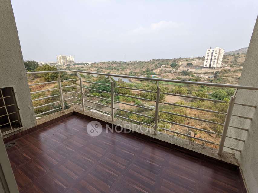 2 BHK Flat In The Lake District For Sale  In Kondhwa Budrukh