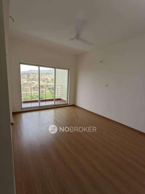 2 BHK Flat In The Lake District For Sale  In Kondhwa Budrukh